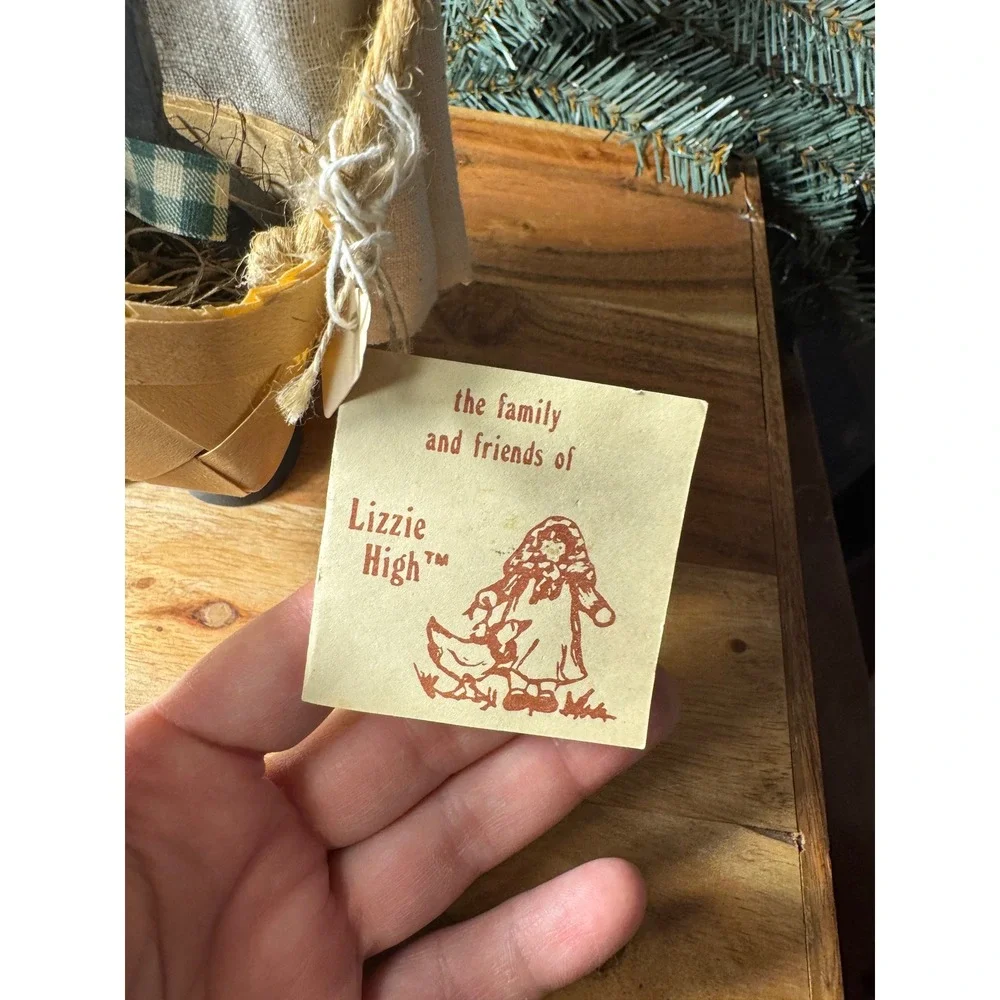 Lizzie High bring touch